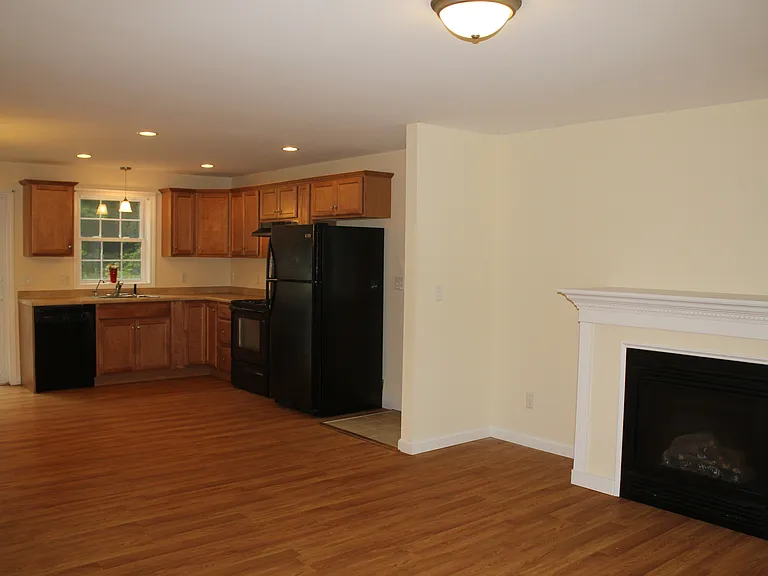 767 1st Crown Point Rd — Photo 8