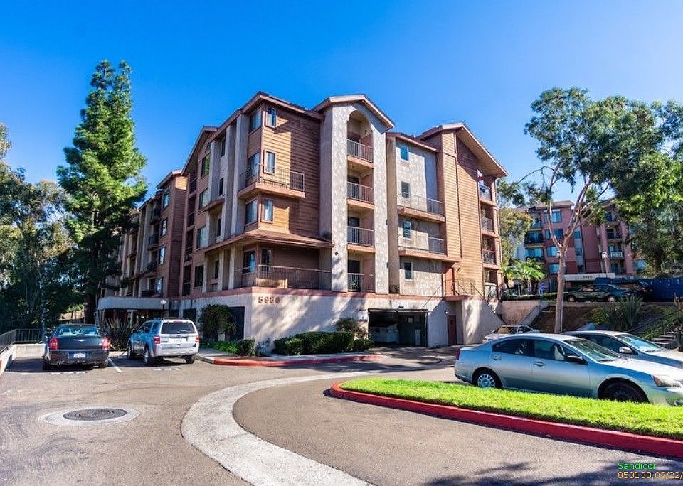 1st image of 5980 Dandridge Ln Unit 204