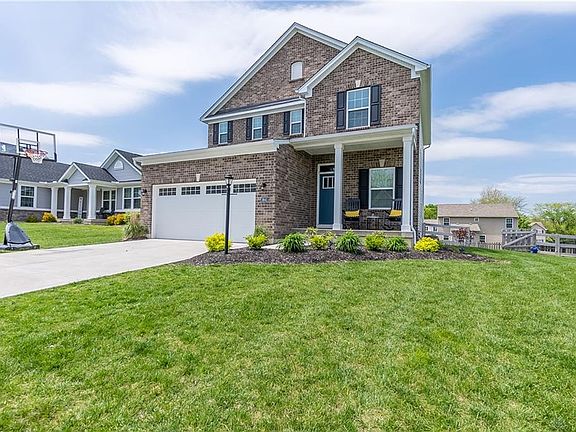 5th image of 3641 Garrett Dr
