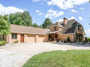 2526 5th Rd, Bremen, IN 46506