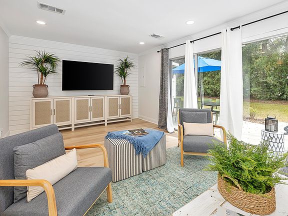 Living room with smart tv (does not have cable).