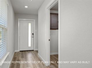 917 Lady Bird Ln, College Station, TX 77845