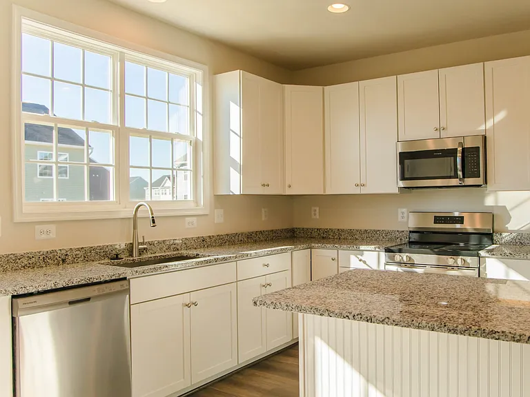 113 Oakshire Ct — Photo 4