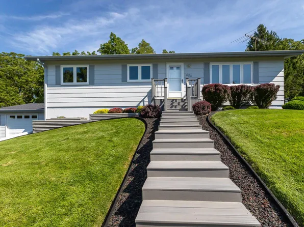 484 Horizon St, Darlington, WI 53530