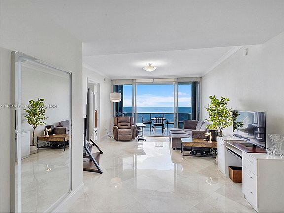 4th image of 18201 Collins Ave APT 4806