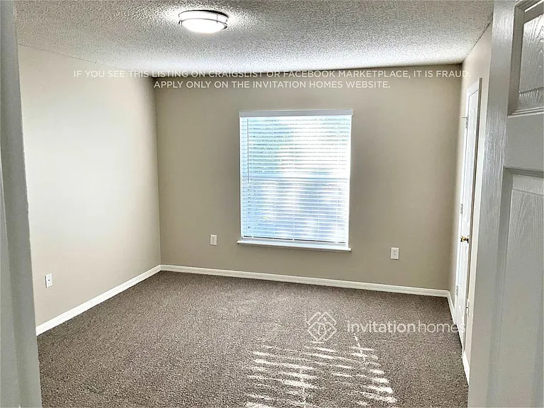 1754 McFarlane Ave — Photo 11
