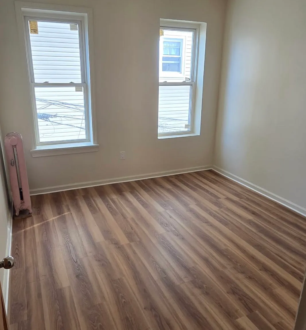2 bed, $2,850 — Photo 2
