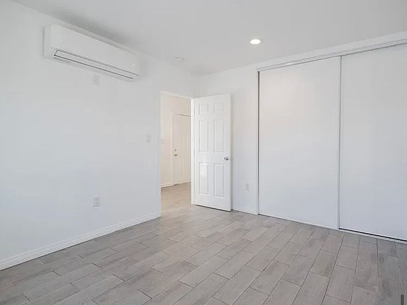 4th image of 8105 Bevis Ave