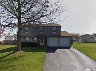 8034 Evesborough Dr, Clay, NY 13041