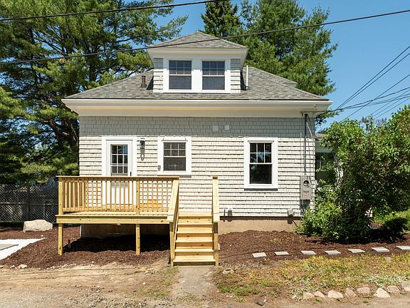 5th image of 292 Main Street