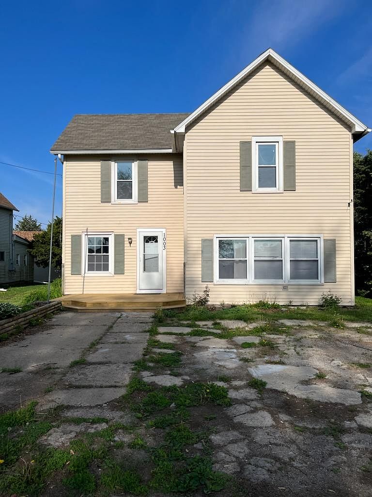 1003 Main St, Tabor, IA 51653 Zillow