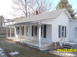 106 Morning View Ln, Galax, VA 24333