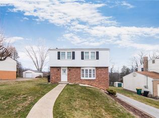 41 Frances Dr, Coraopolis, PA 15108