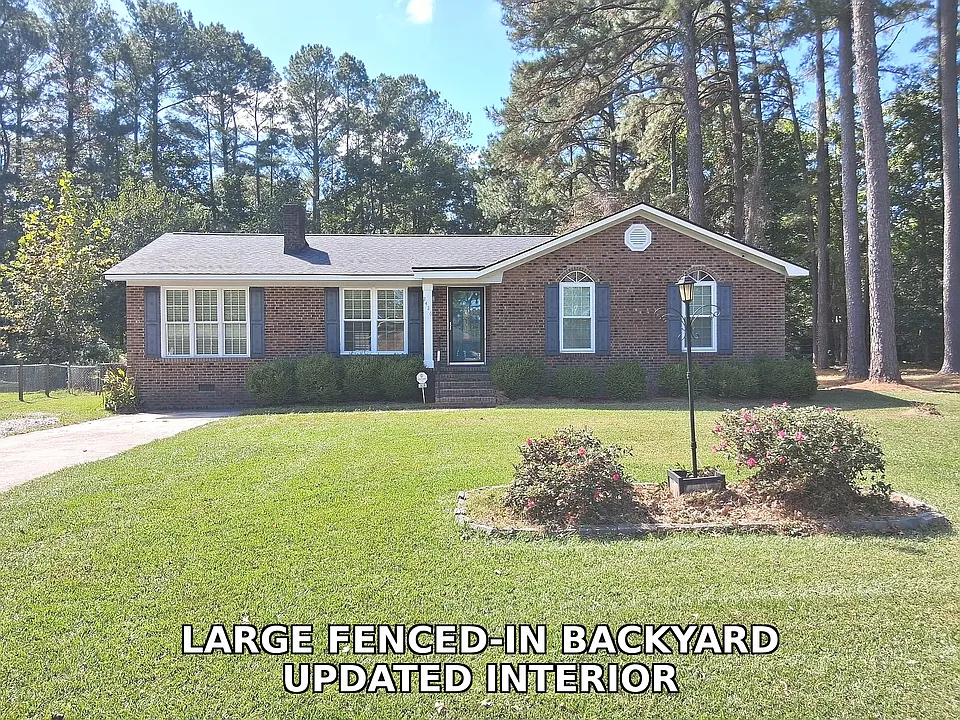 2426 Jay Cir
