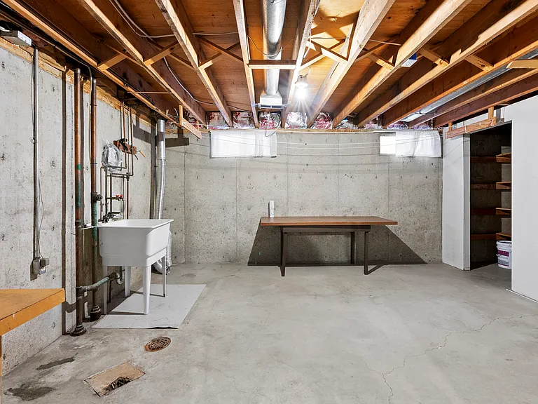 5534 N Driscoll Blvd — Photo 20