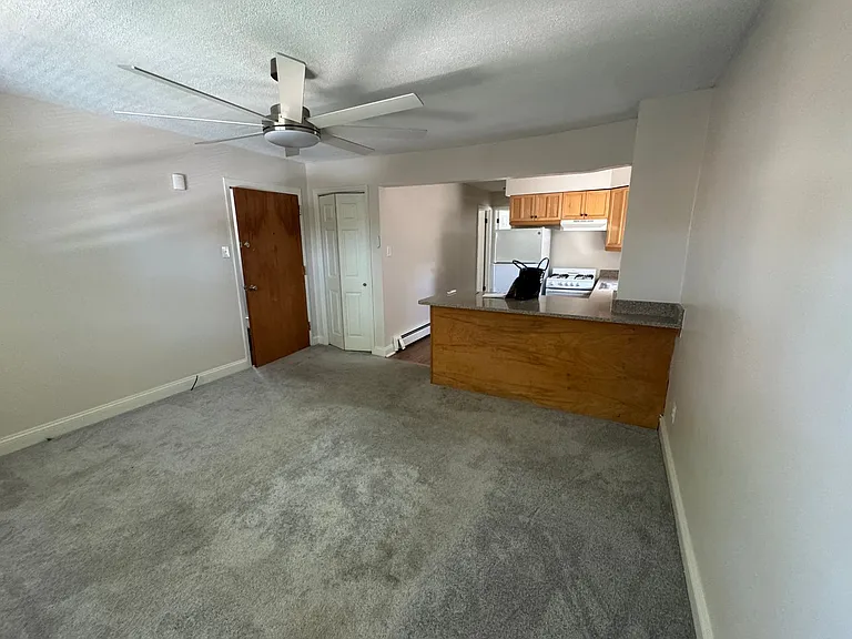 657 Childs Ave — Photo 9