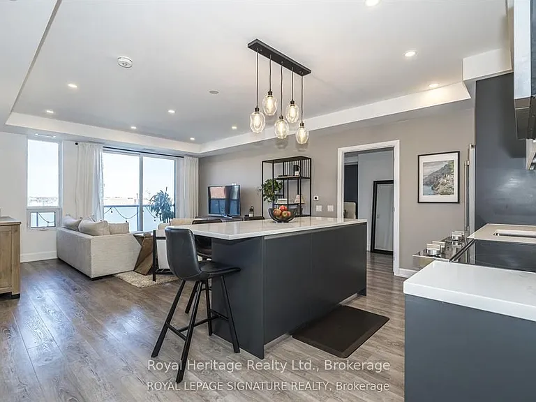 195 Hunter St E #412 — Photo 9