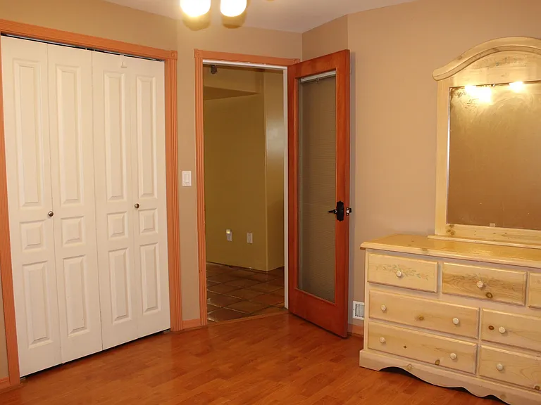 4792 Ridgelawn Dr — Photo 9