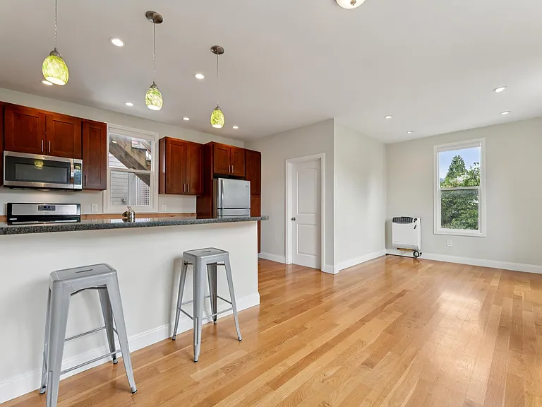 2927 Lorina St #1 — Photo 2