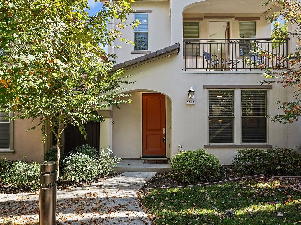 1st image of 2544 Villa Terrace Ln