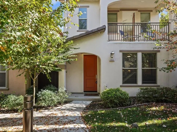 2544 Villa Terrace Ln, Sacramento, CA 95825