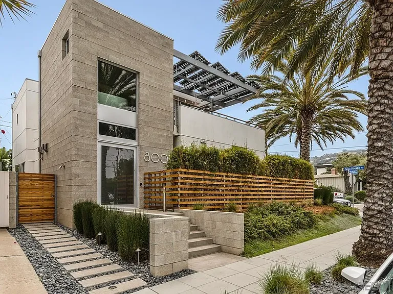 8001 Calle De La Plata — Photo 20