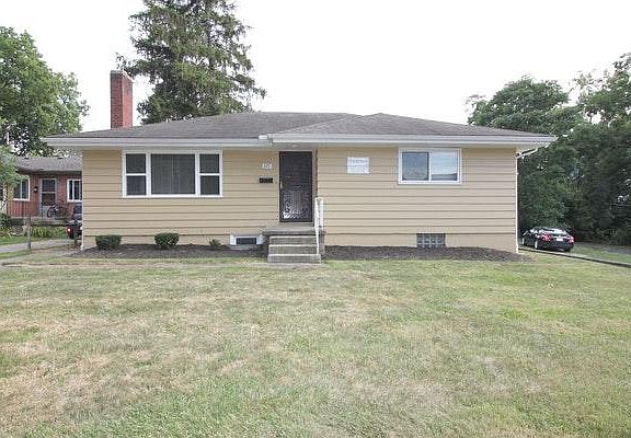 2nd image of 171 W Patterson Ave