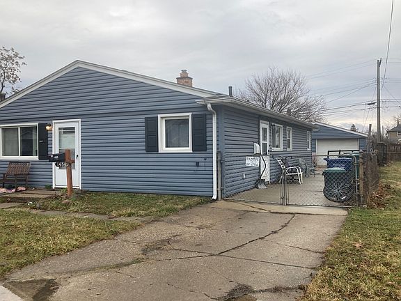 2nd image of 1454 Morris Ave