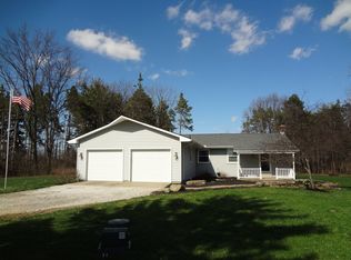 1525 Medina Line Rd, Akron, OH 44333