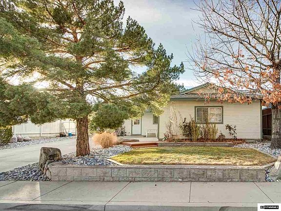 2nd image of 1234 La Loma Dr