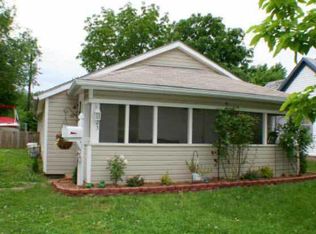 1423 Dearborn St, Augusta, KS 67010