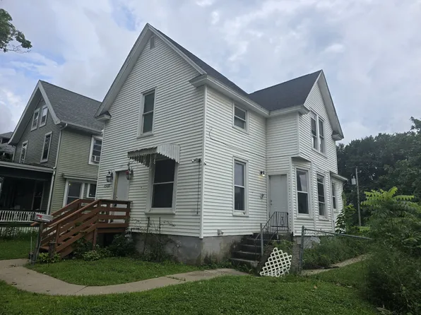 1527 4th Ave SE, Cedar Rapids, IA 52403