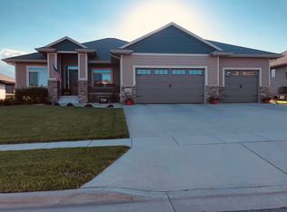 4313 S Alpine Ave, Sioux Falls, SD 57110