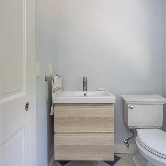 33 Washington Ave — Photo 23