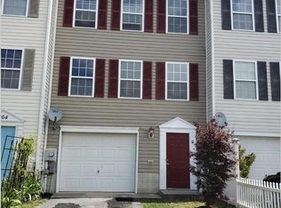 260 Topaz Ln, Inwood, WV