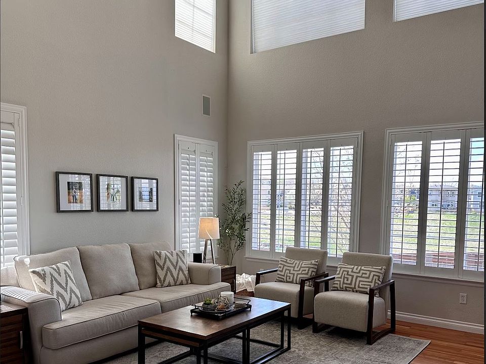 Vaulted ceiling
