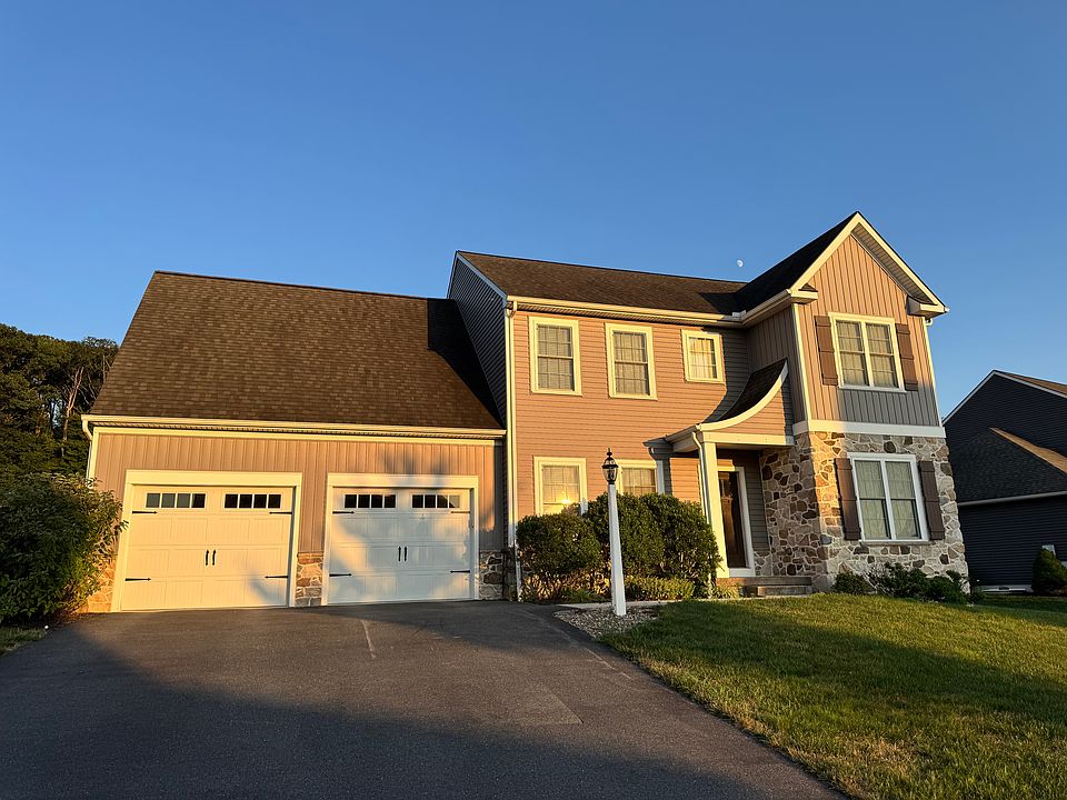 1st image of 638 Golden Eagle Way