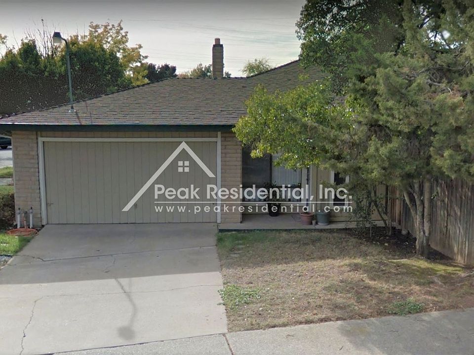 2nd image of 8334 Crossoak Way