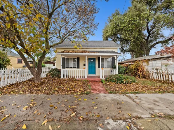 126 East St, Hollister, CA 95023