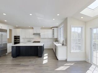 24 Spring Wolf Trl, Franklin Lakes, NJ 07417