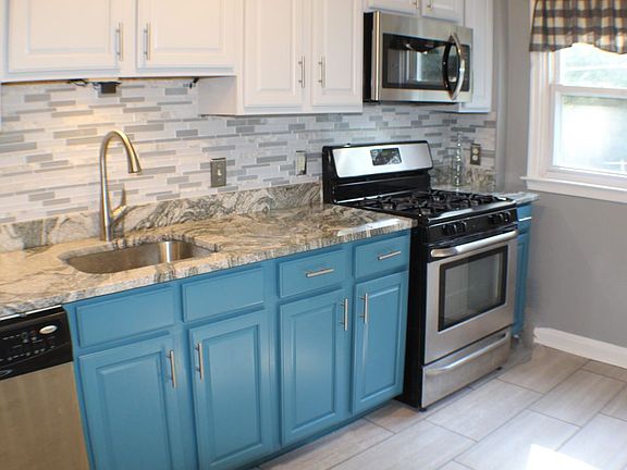 2nd image of 1457 N Forest Park Ave