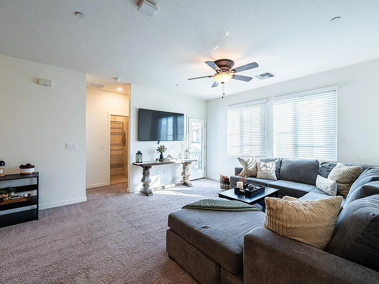 2750 S Voyager Dr #101 — Photo 6