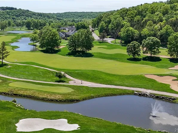 403 Payne Stewart, Lake Ozark, MO 65049