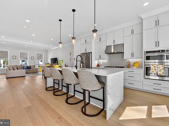 5th image of 14665 Battery Ridge Ln