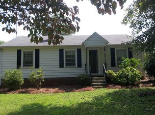 137 Spencer St, Randleman, NC 27317
