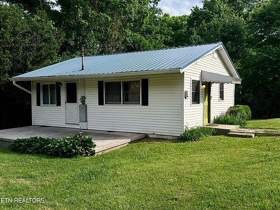 2nd image of 5811 Primus Rd