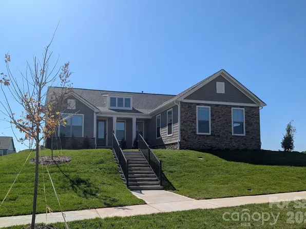 1628 Dresden Dr, Rock Hill, SC 29732