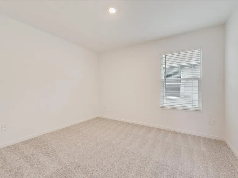 727 Ponderosa Ln — Photo 10
