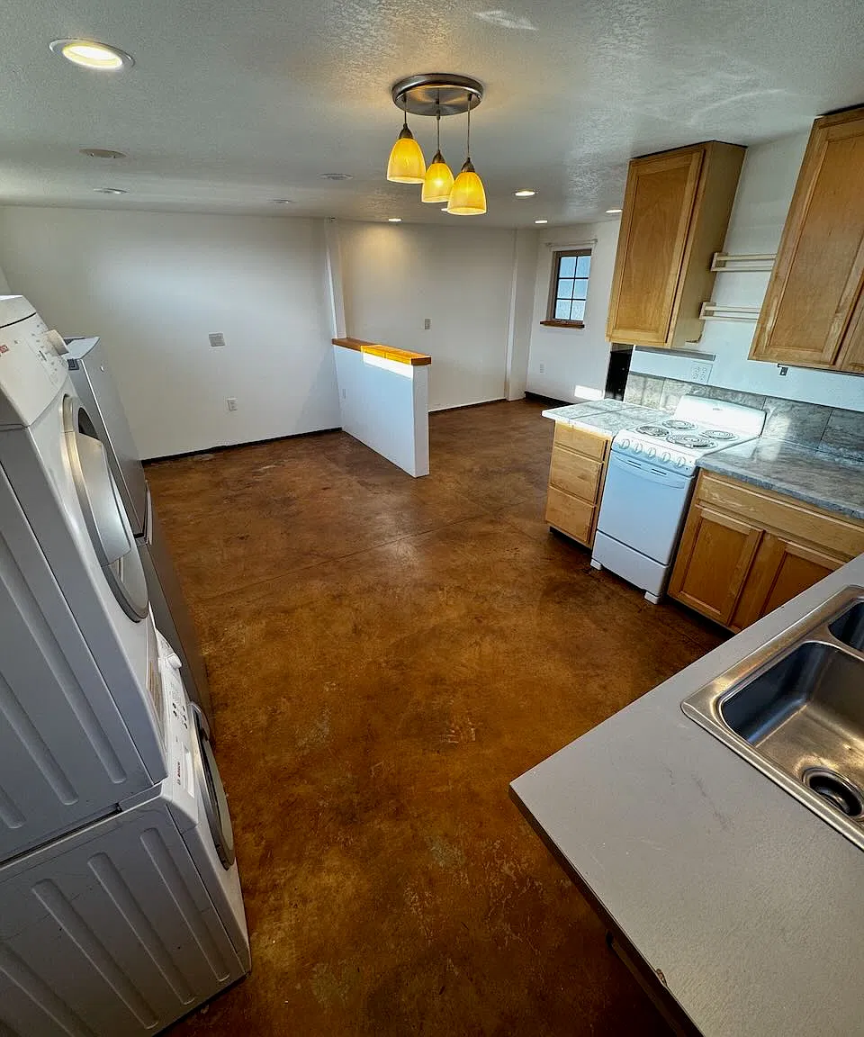 E 14th St, The Dalles — Photo 3