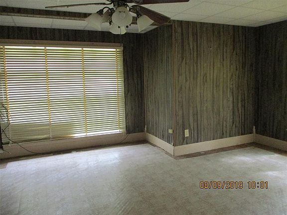 2nd image of 415 N Parker Ave
